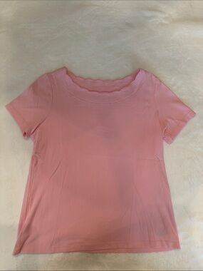 Kim Rogers Women's Pink Scallop Neck Short Sleeve Top